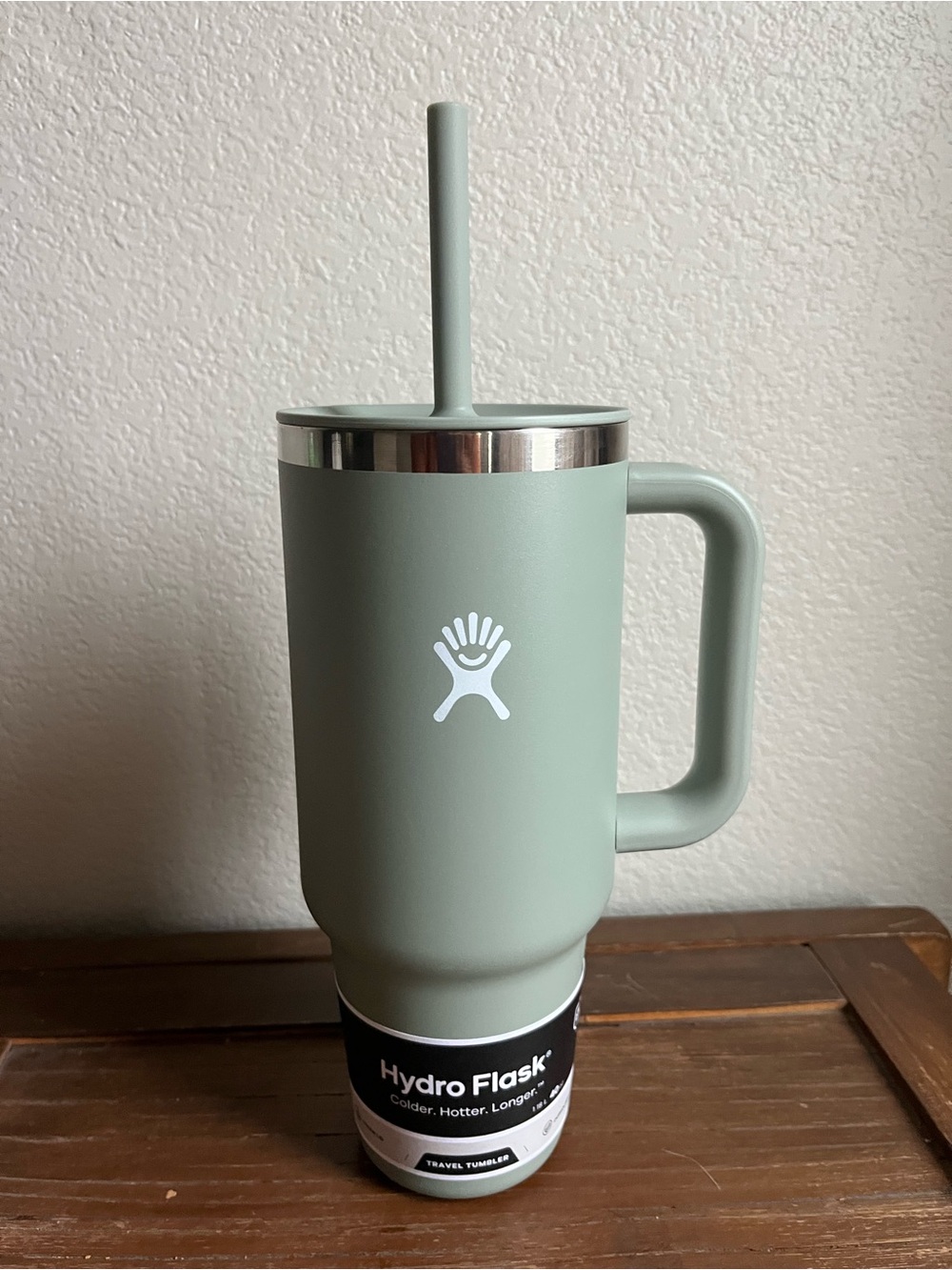 Hydro Flask Matte Sage Agave Green Insulated 40oz Travel Mug with Handle & Straw
